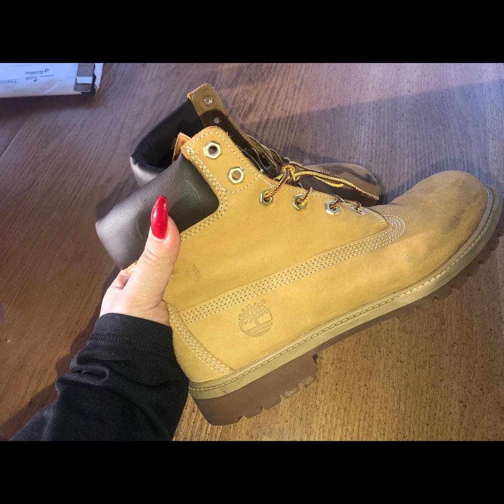 woman’s size 9 (men’s 7) authentic Timberlands